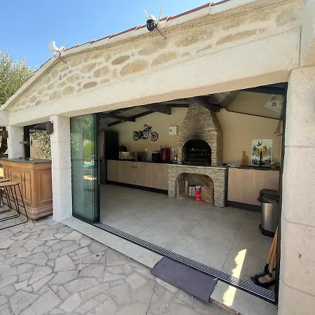 Maison Individuelle Avec Piscine Holiday home Poulx