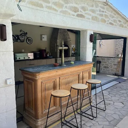 Maison Individuelle Avec Piscine