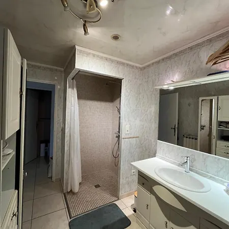 Maison Individuelle Avec Piscine * Poulx
